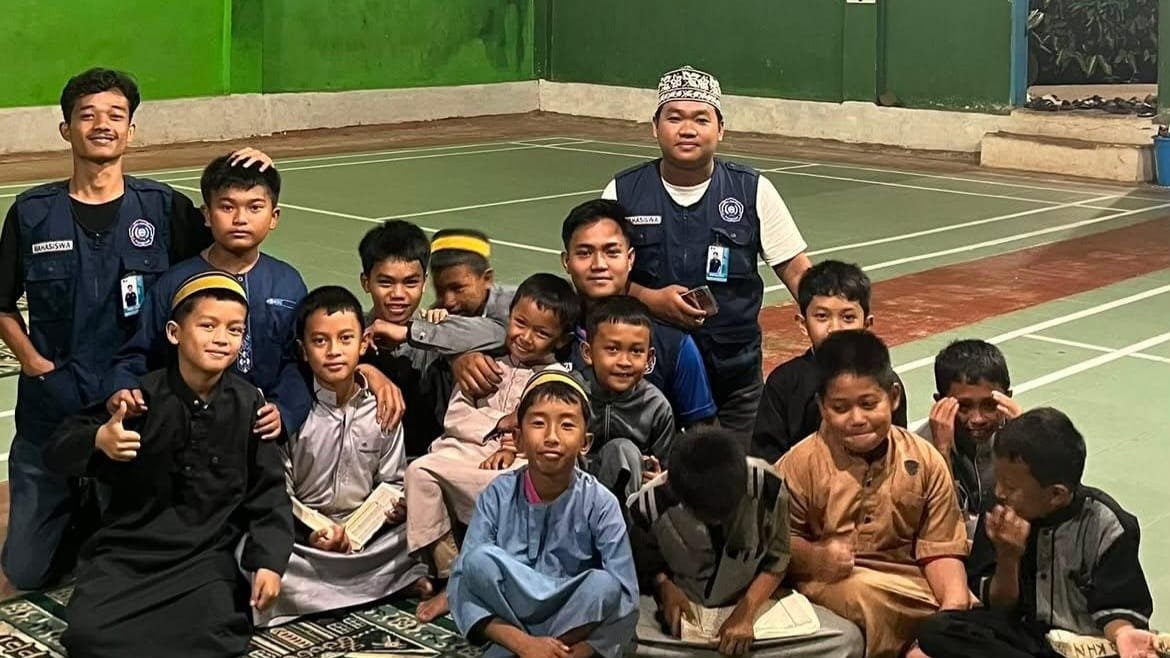 Mahasiswa KKN Kunjungi Rumah Tahfidz, Dampingi Santri dalam Tasmi dan Murajaah Al-Qur’an